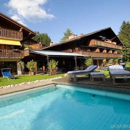 Alpine 3* غشتاد